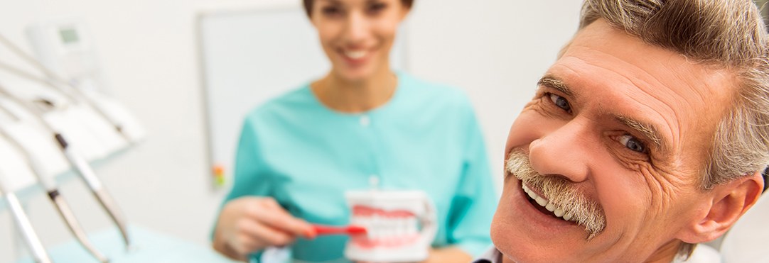Peoria Adjusting to New Dentures